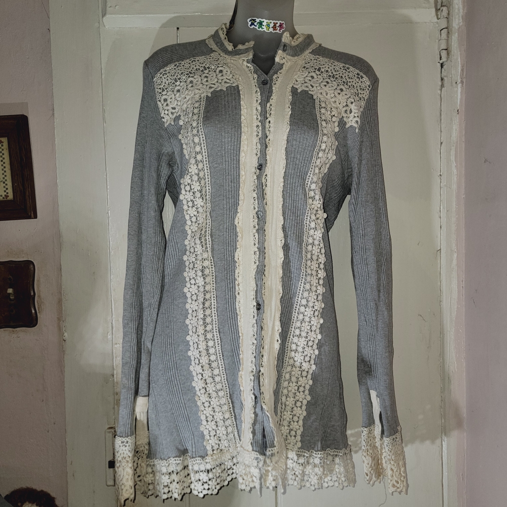 Johnny Was Gray Top with Butter Cream Crochet Lace Trim Cardidan Ribbed Knit Top